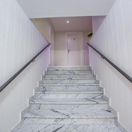 Apartments And Rooms Millennium Ogulin Bagian luar foto
